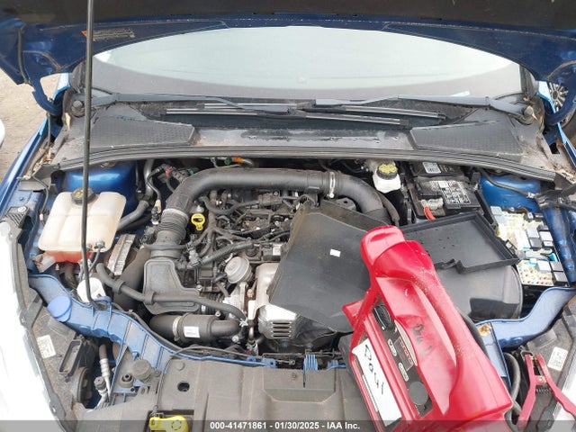 Ford FOCUS SE 2018 1FADP3FE8JL318861 Image 10