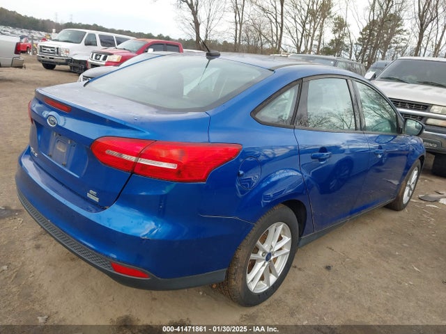 Ford FOCUS SE 2018 1FADP3FE8JL318861 Image 4