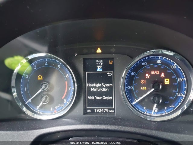 2T1BURHE5KC239490 Toyota COROLLA SE