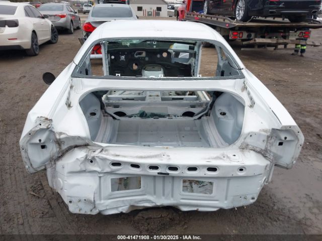 2C3CDZFJ3FH708581 Dodge Challenger R/t Scat Pack