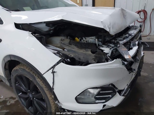 Ford ESCAPE SE 2017 1FMCU9G94HUB80996 Image 17