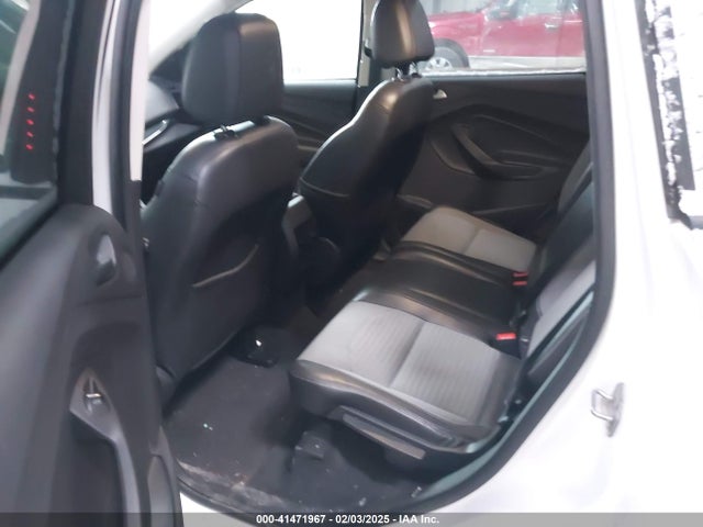 Ford ESCAPE SE 2017 1FMCU9G94HUB80996 Image 8