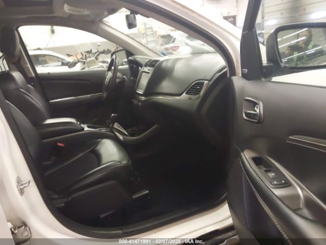 3C4PDDGG9JT220268 Dodge Journey Crossroad Awd