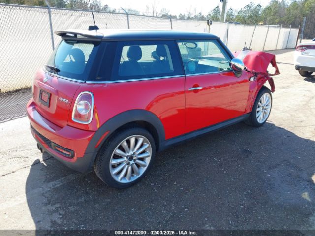 2011 MINI COOPER S WMWSV3C52BTY13681 Photo 3