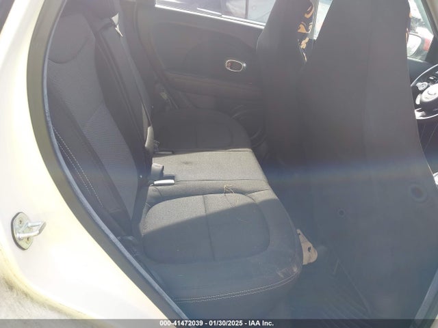 KIA SOUL + 2019 KNDJP3A50K7656477 Image 8