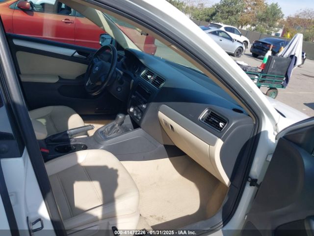 3VWD17AJ8EM420587 Volkswagen Jetta 1.8t Se