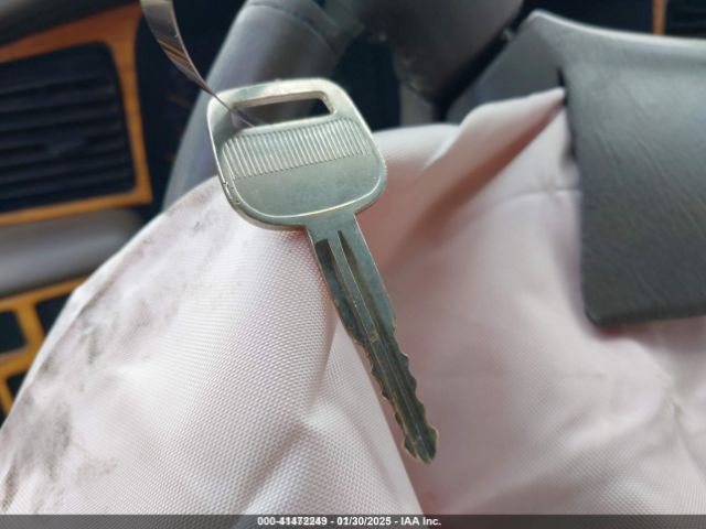 1997 TOYOTA LAND CRUISER JT3HJ85JXV0177568 Photo 10