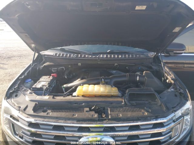 1FMJU1JT9KEA16156 Ford Expedition Xlt