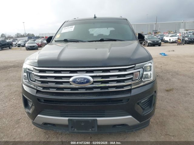 1FMJU1JT9KEA16156 Ford Expedition Xlt