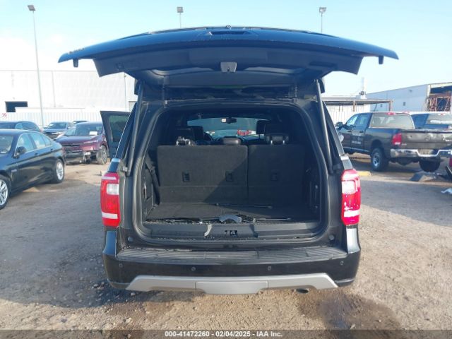 1FMJU1JT9KEA16156 Ford Expedition Xlt