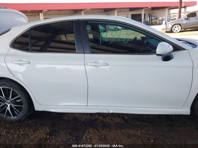 4T1G11AK4MU413986 Toyota CAMRY SE