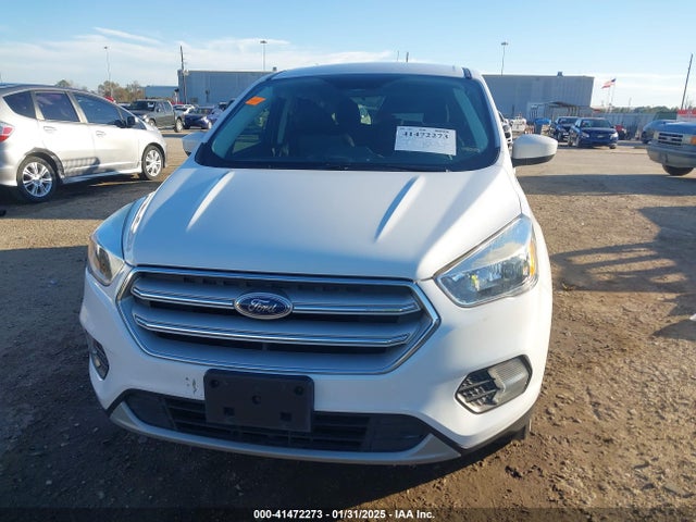 1FMCU0GDXKUA34142 Ford ESCAPE SE