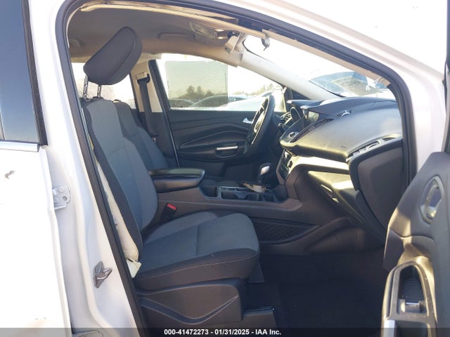 1FMCU0GDXKUA34142 Ford ESCAPE SE