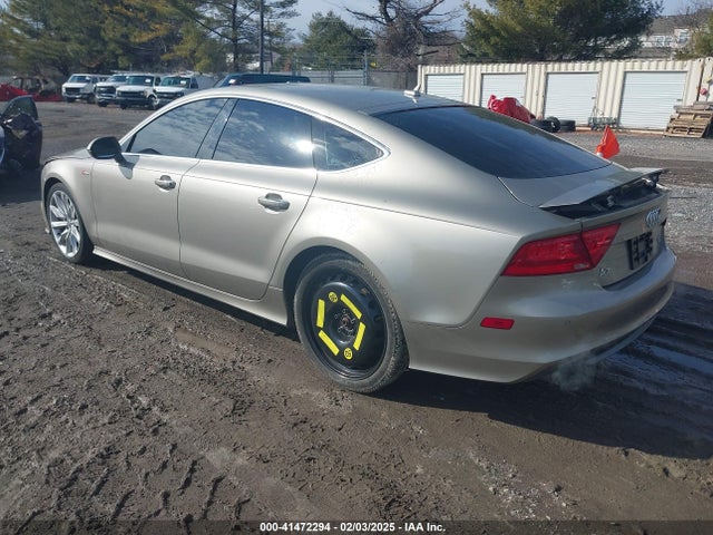 2012 AUDI A7 WAU2GAFC0CN134913 Photo 2