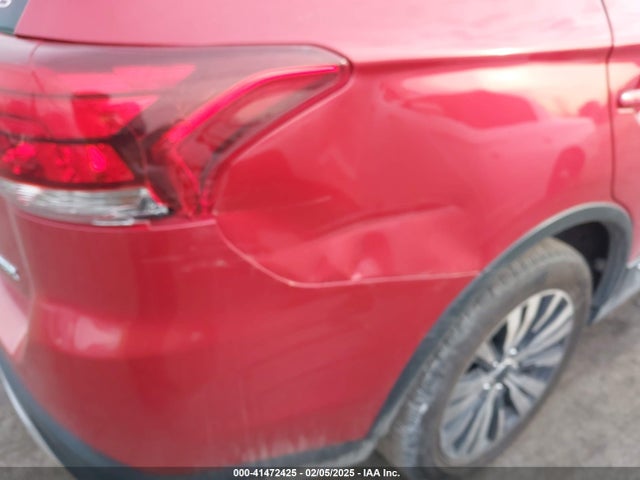 JA4AZ3A33KZ013421 Mitsubishi Outlander Es