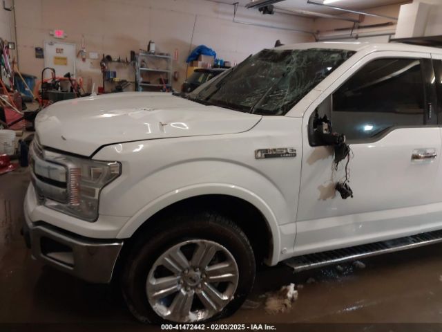 1FTEW1E49KKE16268 Ford F-150 Lariat