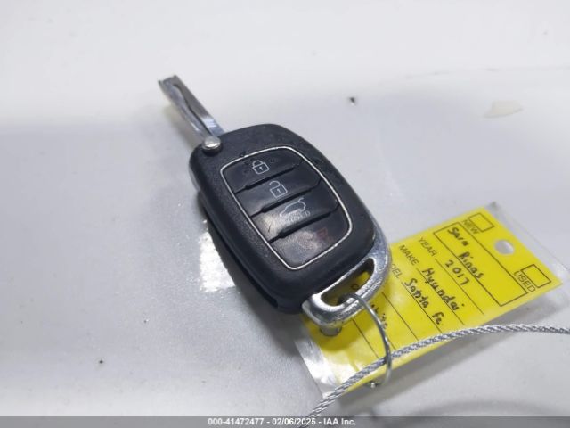 5NMZUDLB8HH015549 Hyundai Santa Fe Sport 2.4l