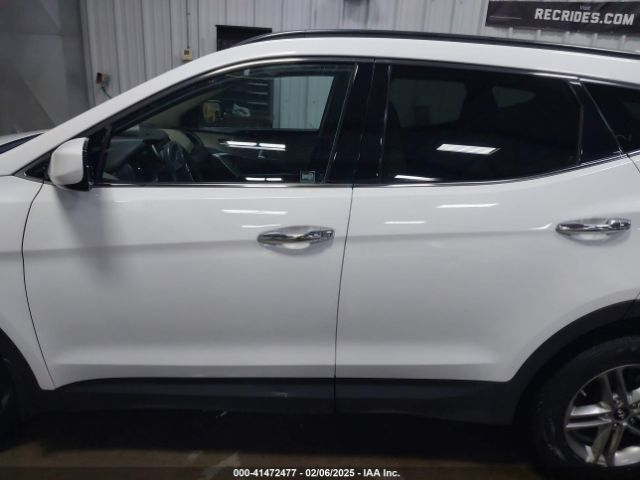 5NMZUDLB8HH015549 Hyundai Santa Fe Sport 2.4l