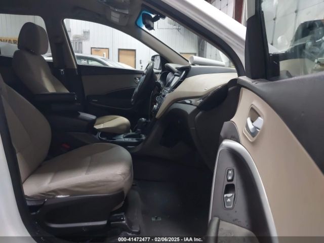 5NMZUDLB8HH015549 Hyundai Santa Fe Sport 2.4l