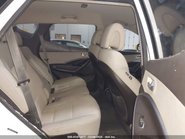 5NMZUDLB8HH015549 Hyundai Santa Fe Sport 2.4l
