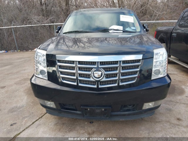 Продаж на аукціоні авто 2011 Cadillac Escalade Esv Luxury, vin: 1GYS3HEF8BR396005, номер лоту: 41472574