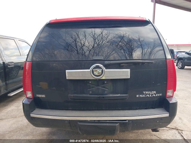 Продаж на аукціоні авто 2011 Cadillac Escalade Esv Luxury, vin: 1GYS3HEF8BR396005, номер лоту: 41472574