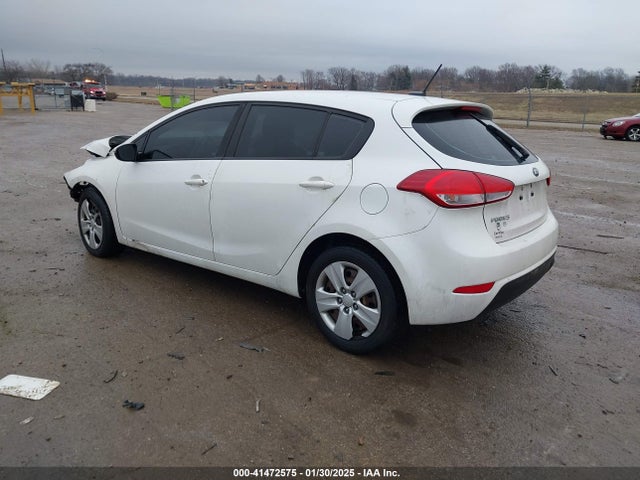 KIA Forte 5-door Lx 2016 KNAFK5A86G5572755 Image 3