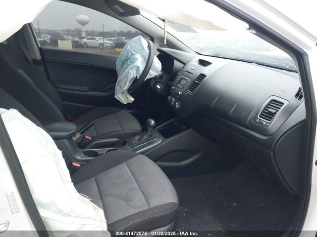 KIA Forte 5-door Lx 2016 KNAFK5A86G5572755 Image 5