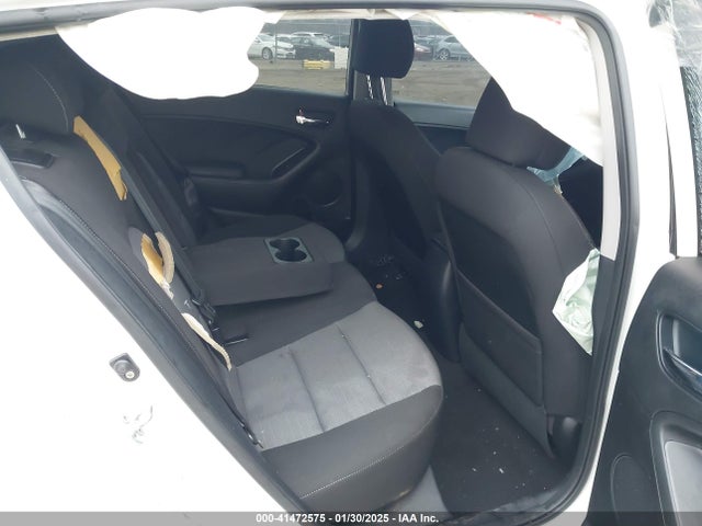 KIA Forte 5-door Lx 2016 KNAFK5A86G5572755 Image 8