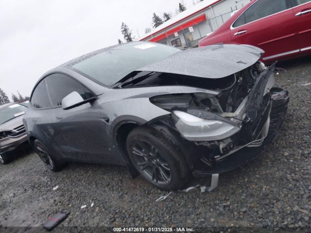 7SAYGAEE2RF186392 Tesla Model Y Long Range Dual Motor All-wheel Drive