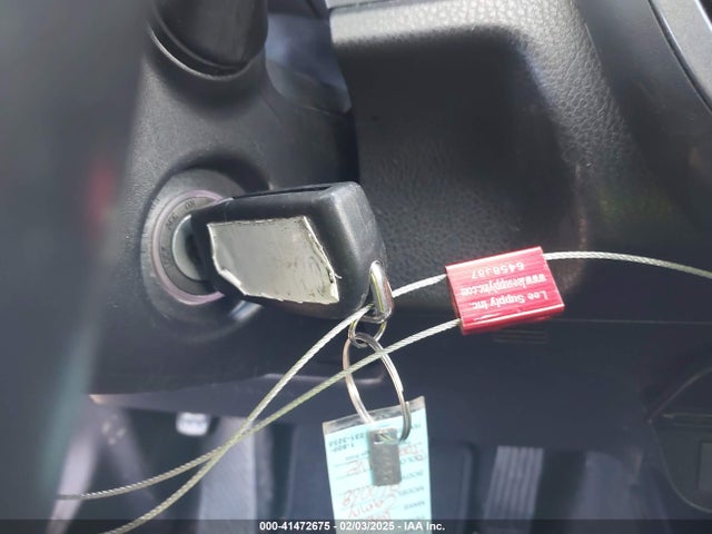 4T1B11HK3JU139935 Toyota CAMRY SE