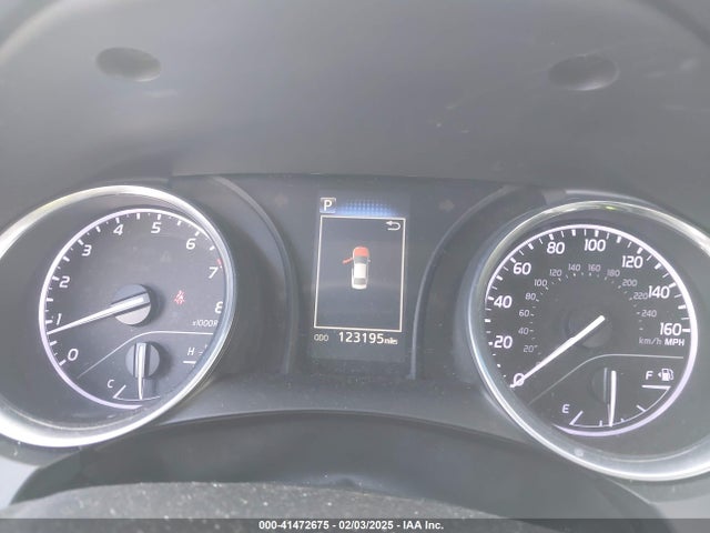 4T1B11HK3JU139935 Toyota CAMRY SE