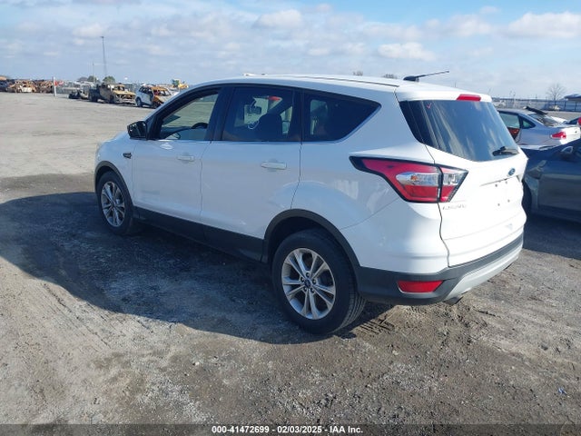 Ford ESCAPE SE 2017 1FMCU0GD4HUD78669 Image 3