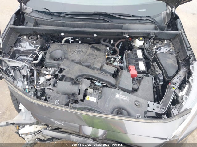 2T3W1RFV2RC257699 Toyota Rav4 Xle