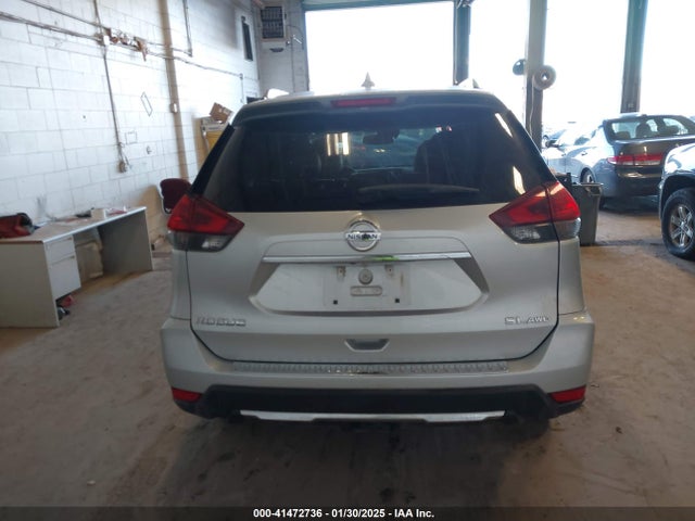 5N1AT2MV5JC839537 Nissan Rogue Sl