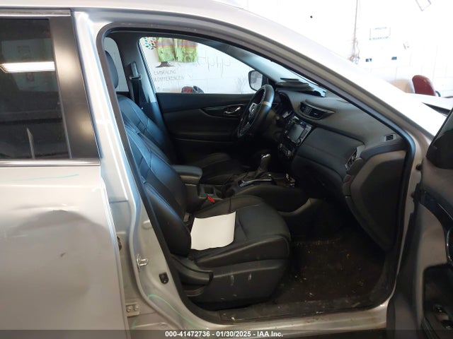 5N1AT2MV5JC839537 Nissan Rogue Sl