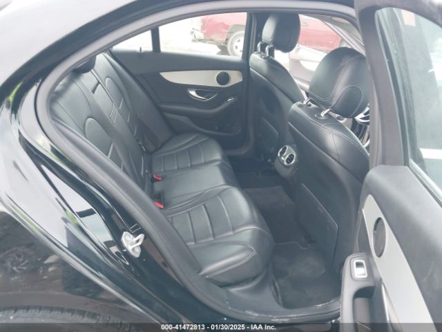 55SWF4JB2GU176221 Mercedes-Benz C 300 Luxury/sport