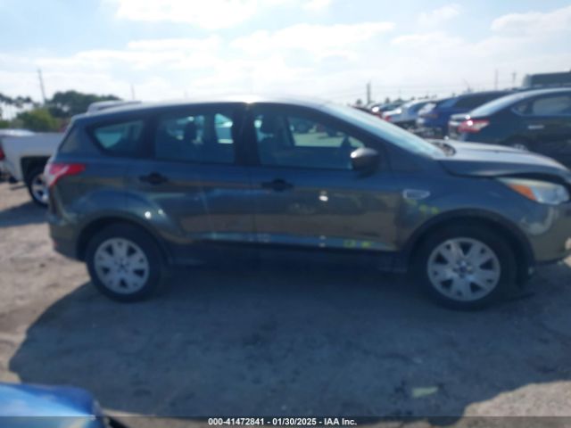 1FMCU0F75GUB30893 Ford ESCAPE S