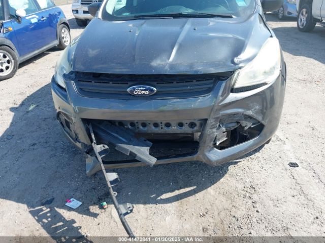 1FMCU0F75GUB30893 Ford ESCAPE S