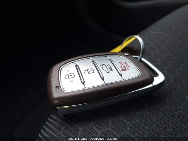 Hyundai Elantra Value Edition 2018 5NPD84LF3JH348090 Image 11