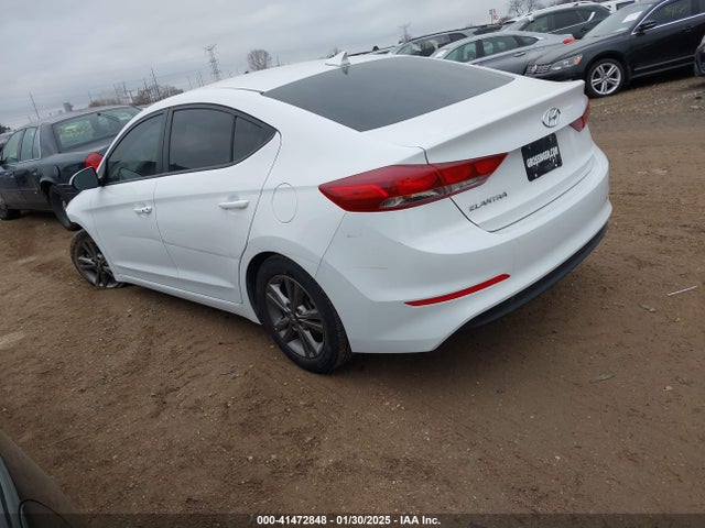 Hyundai Elantra Value Edition 2018 5NPD84LF3JH348090 Image 3