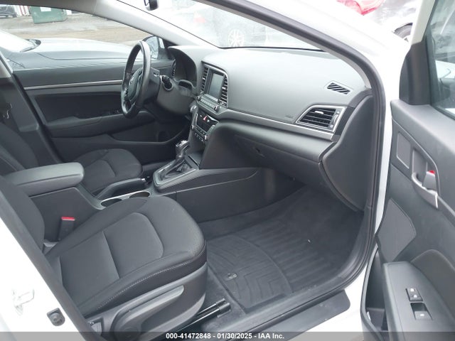 Hyundai Elantra Value Edition 2018 5NPD84LF3JH348090 Image 5