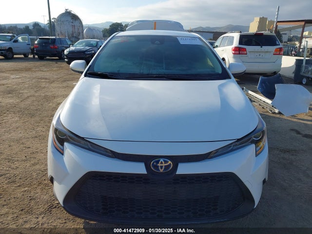 Toyota Corolla Hybrid Le 2022 JTDEAMDE8N3012841 Image 13