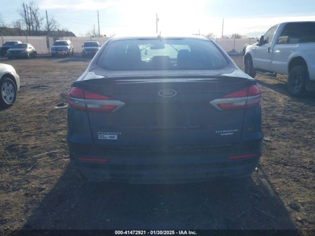 3FA6P0RU9LR141476 Ford Fusion Hybrid Titanium