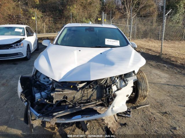 1G1RB6S57JU156942 Chevrolet Volt Premier