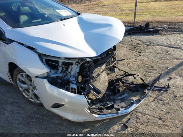 1G1RB6S57JU156942 Chevrolet Volt Premier