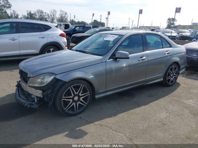 WDDGF4HBXEG220003 Mercedes-Benz C 250 Luxury/sport