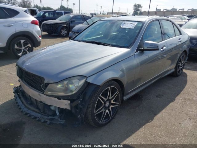 WDDGF4HBXEG220003 Mercedes-Benz C 250 Luxury/sport