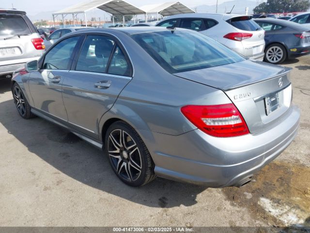 WDDGF4HBXEG220003 Mercedes-Benz C 250 Luxury/sport