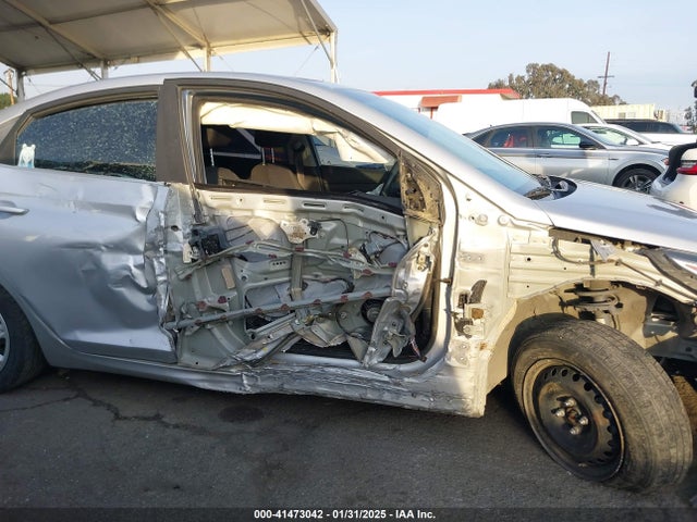 Hyundai ACCENT SE 2018 3KPC24A34JE017335 Image 6